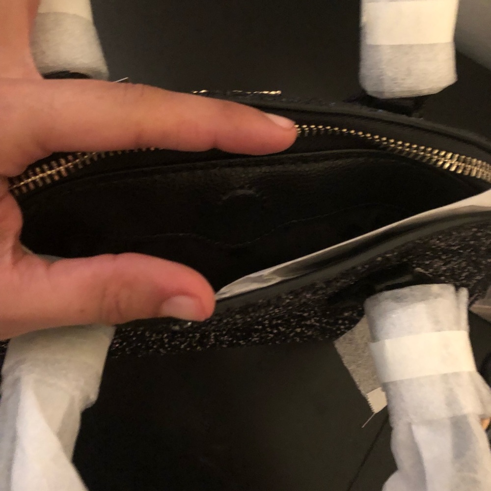 Kate Spade Laurel Way Mini Riley Black (001) - Picture 6 of 8